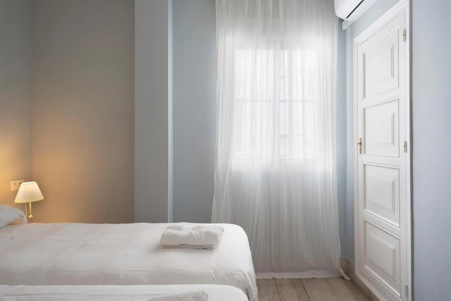 Trendy Penthouse By The Bullring Apartment Seville 0*,